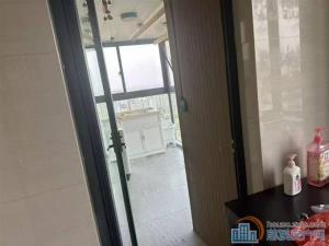 界牌新村151平精装2室车位169万