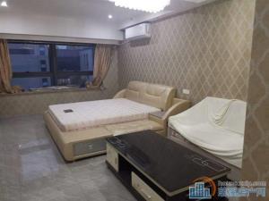 泰悦公寓精装1700月直接