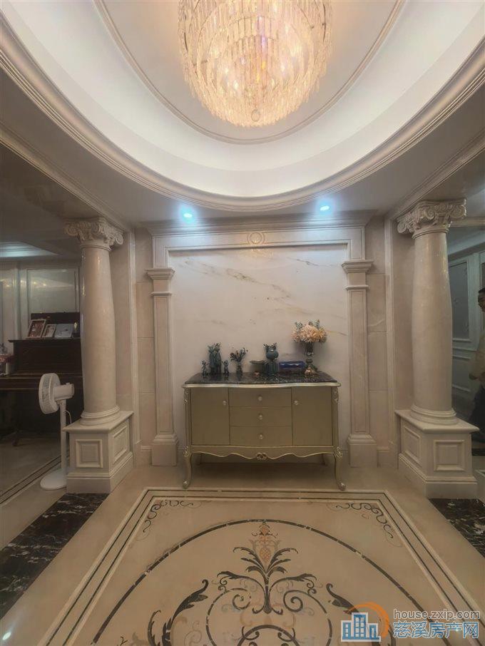 太子湾185平全新豪装带地暖418万