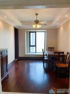 金地鸿悦豪华装修四室6200直接房源