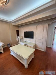 鸿都大厦 精装修 97平 106.6万