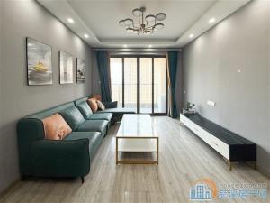 悦华府   中上楼层  精装