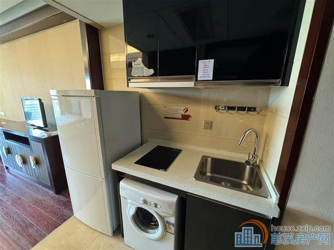 环球61平精装多套2000元及2600元