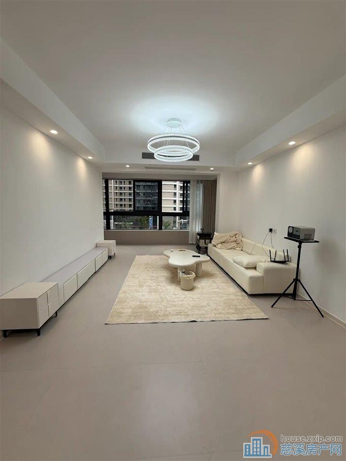 急卖 碧桂园紫阙台 全新精装 没怎么住