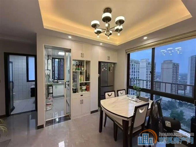 裕嘉小区 自住精装