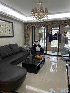 凯旋门 精装修 142平 230万