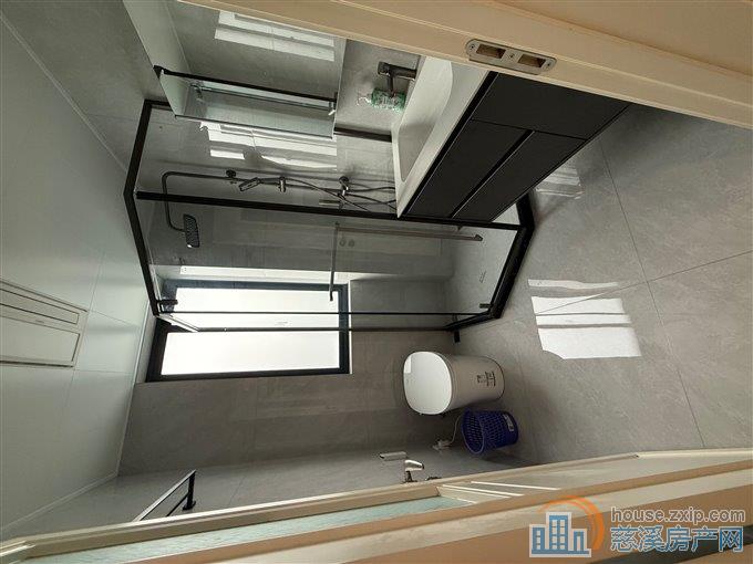 银桂苑142平9层电梯洋房 精装送车位