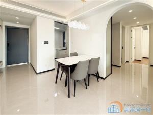 天安浔筑法式装修未入住过业主急售