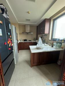 出售壹公馆240平348万