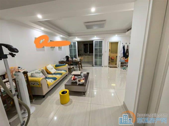 玲珑小区94平婚房83万直接