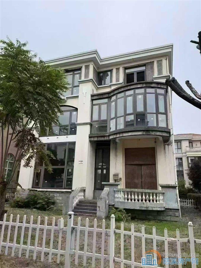 清水湾一期独栋360平方白坯1380万