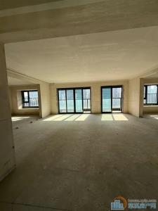 江樾潮启洋房 143平 位置好 218万