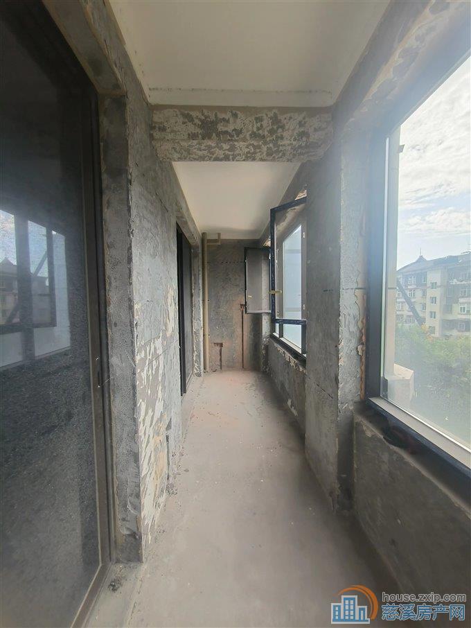 江滨之城   河景房 采光无遮挡