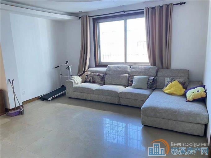 上林三小东门新村133平精装142.8万