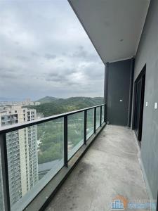 江滨之城全新毛坯单价9000多一点