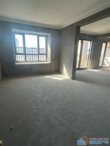 君慈名府145平 中间楼层带车位255万