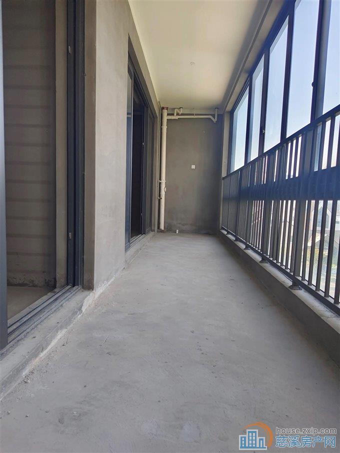 碧桂园泊蔚 楼.王位置200平方290万