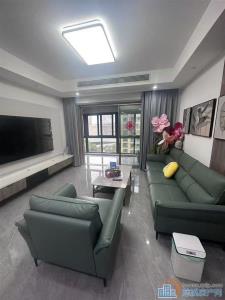 浙师大可读书吾悦首府带双车位精装修直接 