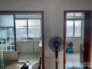 吉祥新村101平十特大储物间20平97万