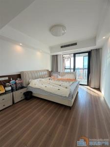 柏顿嘉园 精装118平110万车位一个