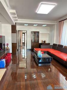 大通花园111平5楼单价“7100”