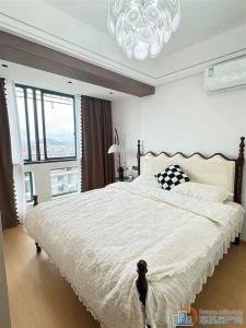 丽晶大厦两室边套豪装