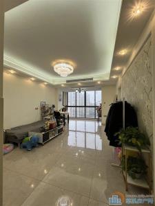 梅林苑 88平88万 精装送车位