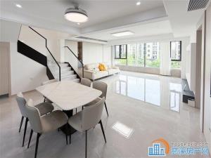 珑玥府 全新精装中叠 带车位