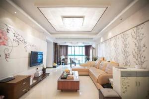 嘉和名苑137平160万送车位实验书包