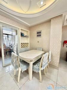 鸣北小区 精装 带车位杂物间 四小XQ