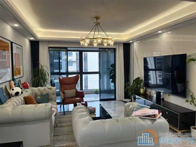 天元月桂府124平豪华装修颂家电家具直接