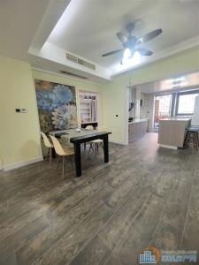 白金湾143平150.8万带露台