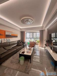 祥生望玥府129平252万自住装修