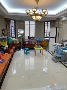 城市桃源115平126.8万精装带车位