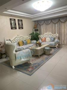 景观花苑 精装170平方165万带车位