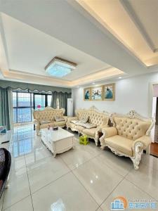 兴隆苑 精装洋房 带车位 黄金楼层