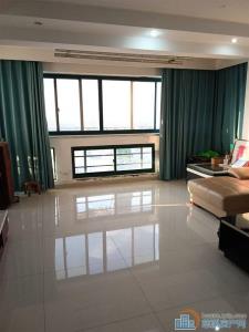 新城大道旁丽都苑113平精装110.8万