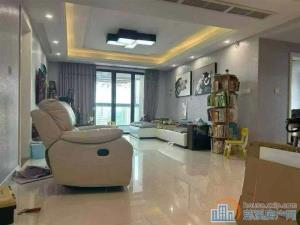 保利二期天悦湾138平东边套好楼层精装