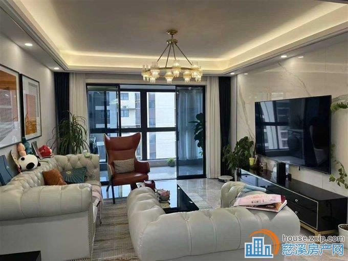 月桂府 124平108.8万 豪华装修