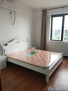 界牌小区电梯房3室带车位直接房源钥匙在