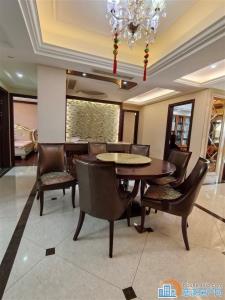 金色港湾 洋房 精装保养好 带车位