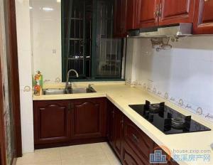 金旦花园电梯复式191平精装三室195万