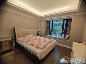 中海湖心半岛 精装130.4平228万