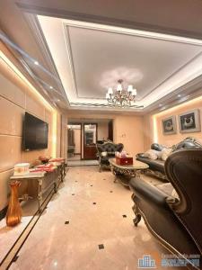 慈园豪装171平+100多平大露台+车位