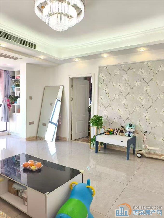 特价出售梅林苑带车位杂物间精装