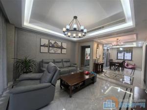 新潮塘南苑160平182万精装送车位