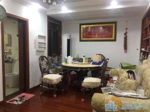 茜苑新村三楼精装二室2400元/月