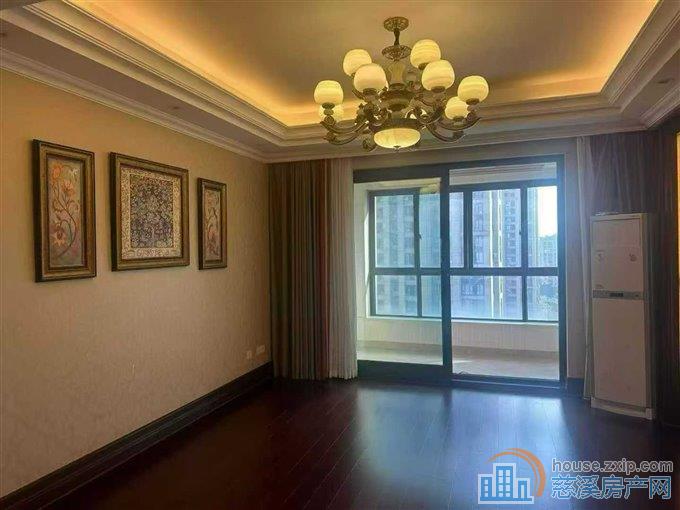 特价出售金地鸿悦楼层好满2年精装修