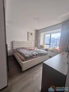 阅江府131平，258万中上楼层