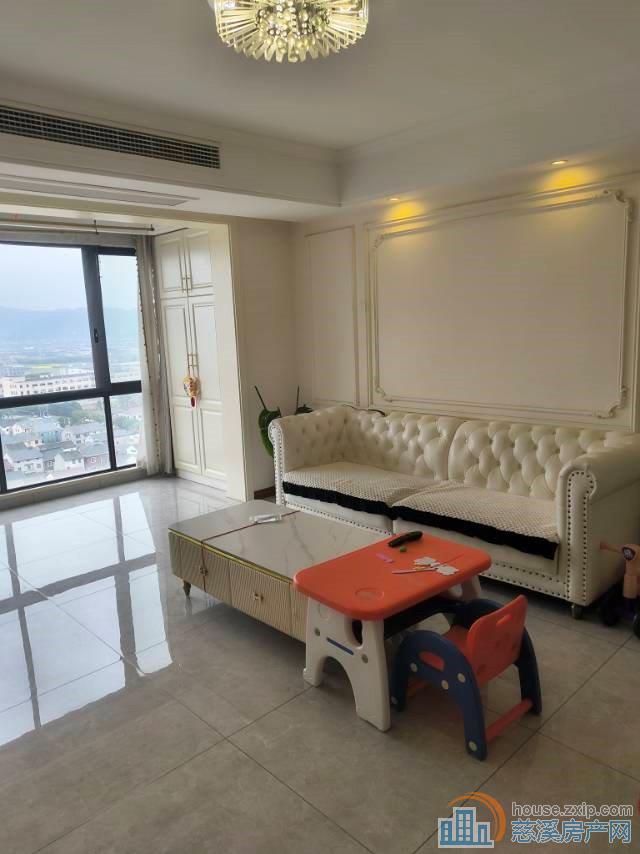 特价梧桐府143平好楼层精装满2年